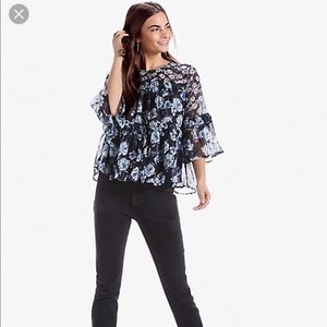 🆕 Lucky Brand “Mixed Floral Ruffle”